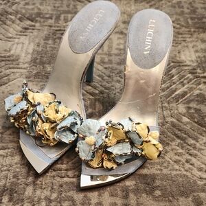 Luichiny Blue and Yellow Floral Heels
